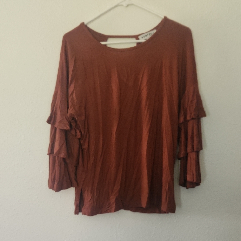 ✨️ 2/$20 // 🆕️KONTROL: Orange Blouse